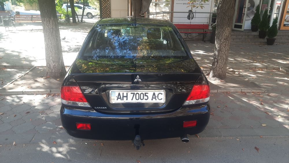 Продам lancer 9 1.6 бензин