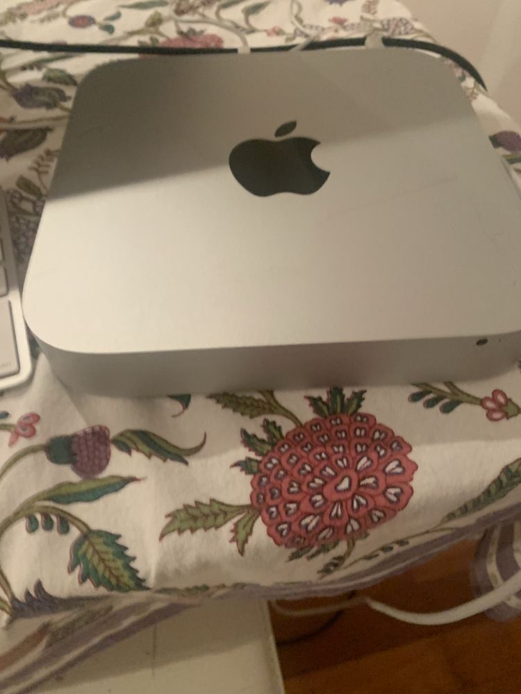 Mac Mini apple..