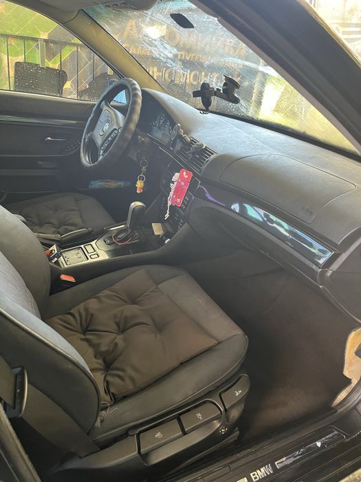 Продаю ,  машина Бмв е39