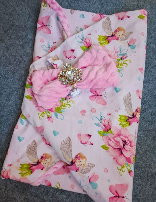 Продам конверт для дівчинки на виписку