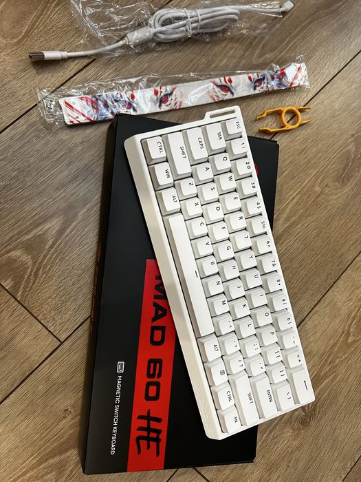 Клавіатура MAD 60 HE