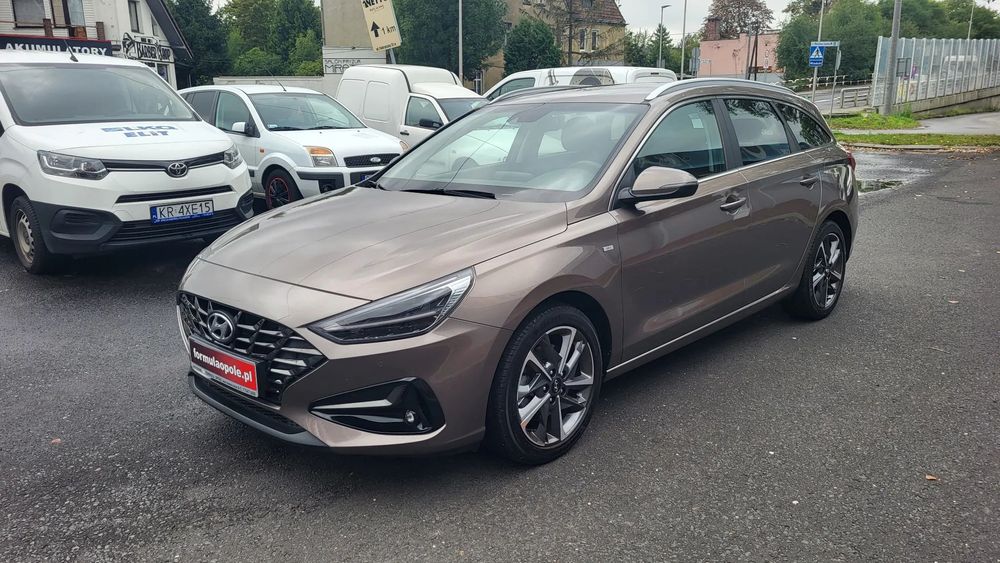 Hyundai I30 HYUNDAI I30 1.5 T -GDI 48V