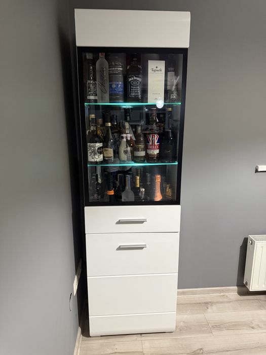 Witryna z oswietleniem LED