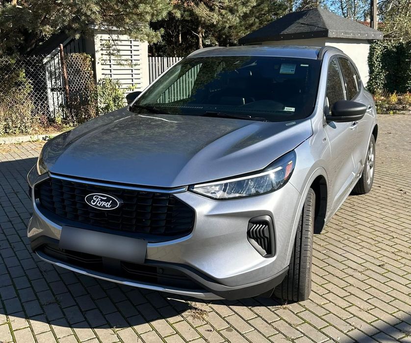 Ford Kuga St-line//4x4