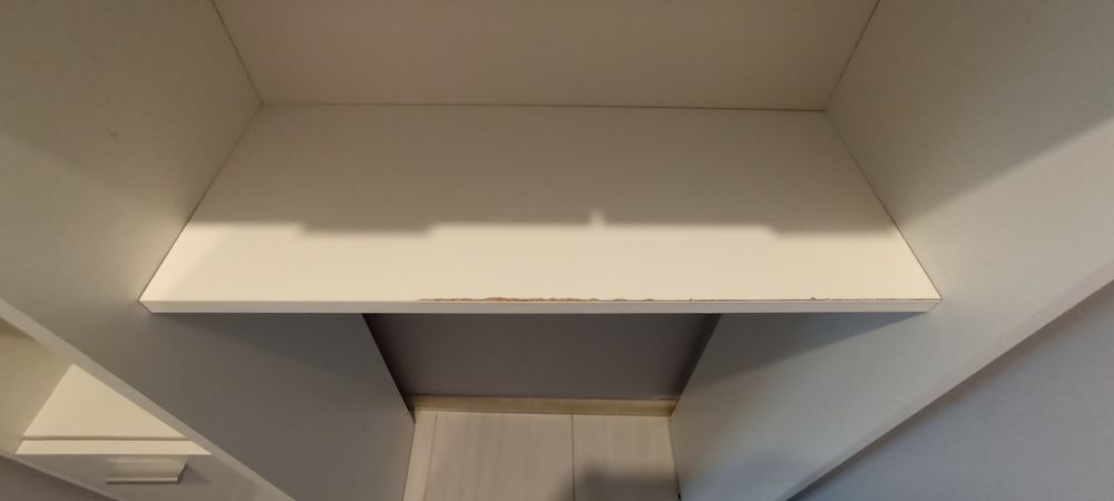 Słupek łazienkowy z szafką nad pralkę