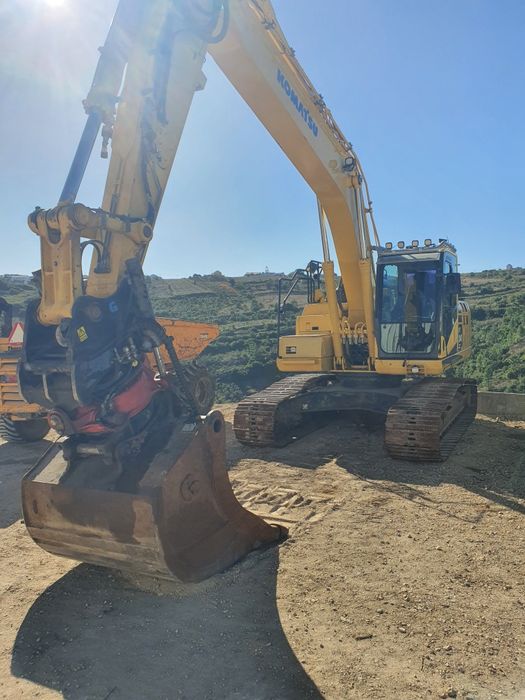 Komatsu PC-240 NLC 11
