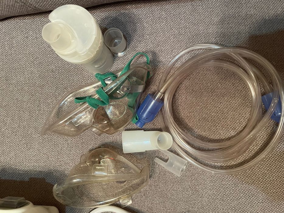 Інгалятор небулайзер компресорний  Omron CompAIR (NE-C28