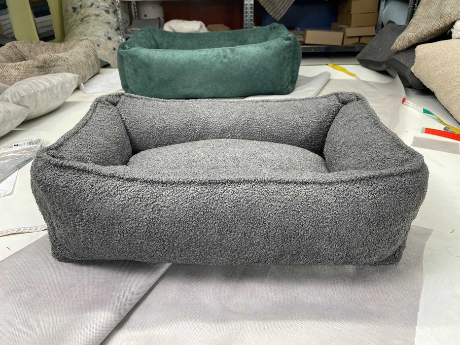 Nowe Legowisko Bouclé Dla Psa Szare S/M 70x45 cm Antypoślizg OKAZJA