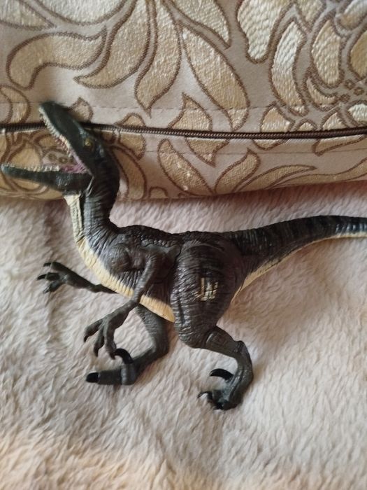 Динозавры Hasbro фигурки  игрушки