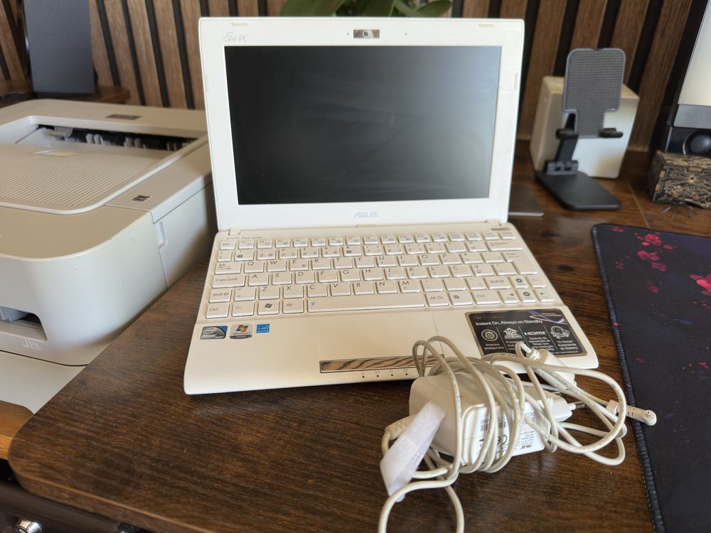 Computador Portátil Asus EeePC 1025C