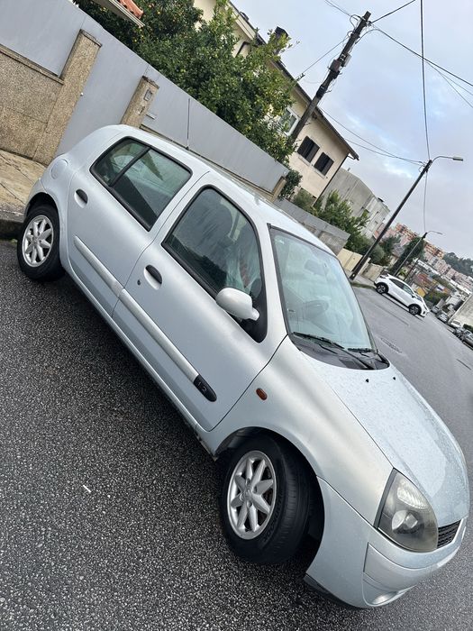 Renaut 2001 pronto para andar