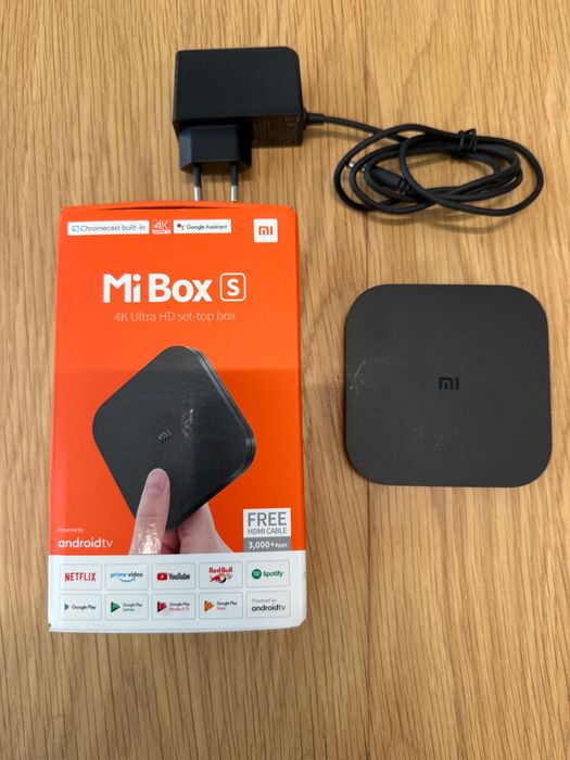 Приставка телевіізвйна Mi Box s