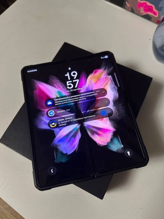 Samsung Fold 3 12/256gb