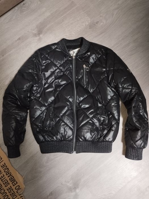 Стьогана жіноча коротка стилтна чорна куртка на синтепоні осінь весна,