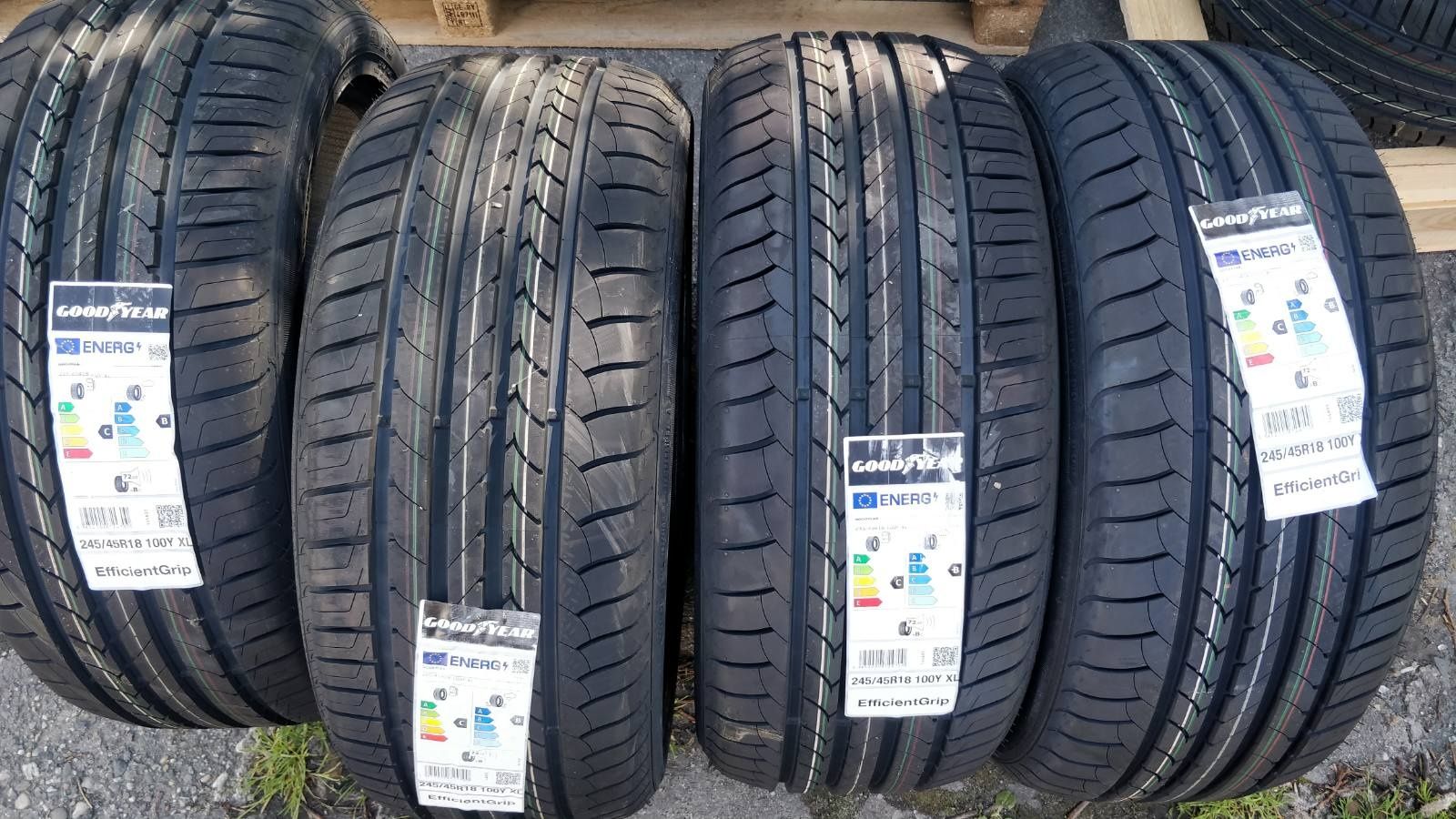 Goodyear Efficient Grip 245*45R18