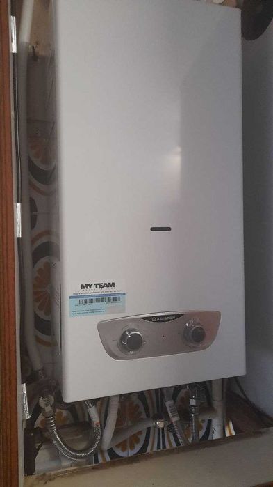 Esquentador à gás 11L  Ariston Fast- NOVO COM GARANTIA