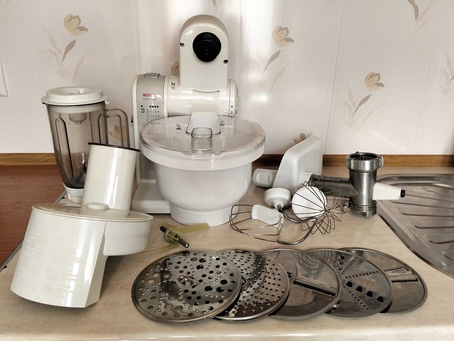 Кухонний комбайн Bosch MUM 4500 500W