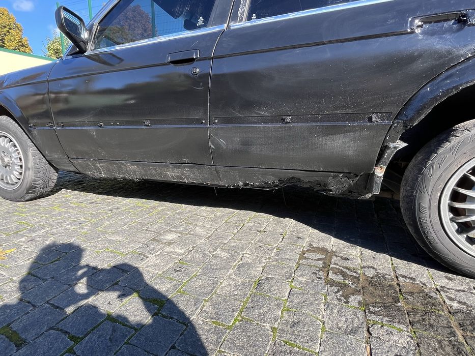 Продам  бмв е30, 1.8