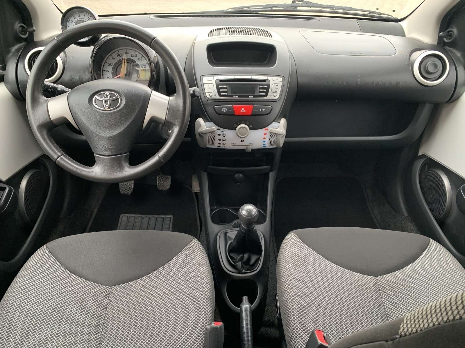 TOYOTA Aygo 2014