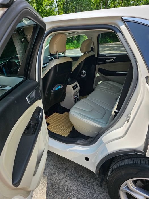 Ford Edge Titanium 2.0 2015р
