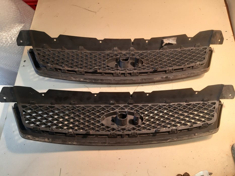 Ford Focus mk2 gril atrapa grill