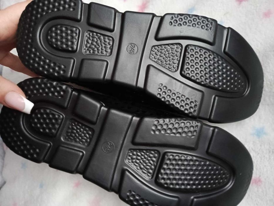 Adidasy na wzór chanel