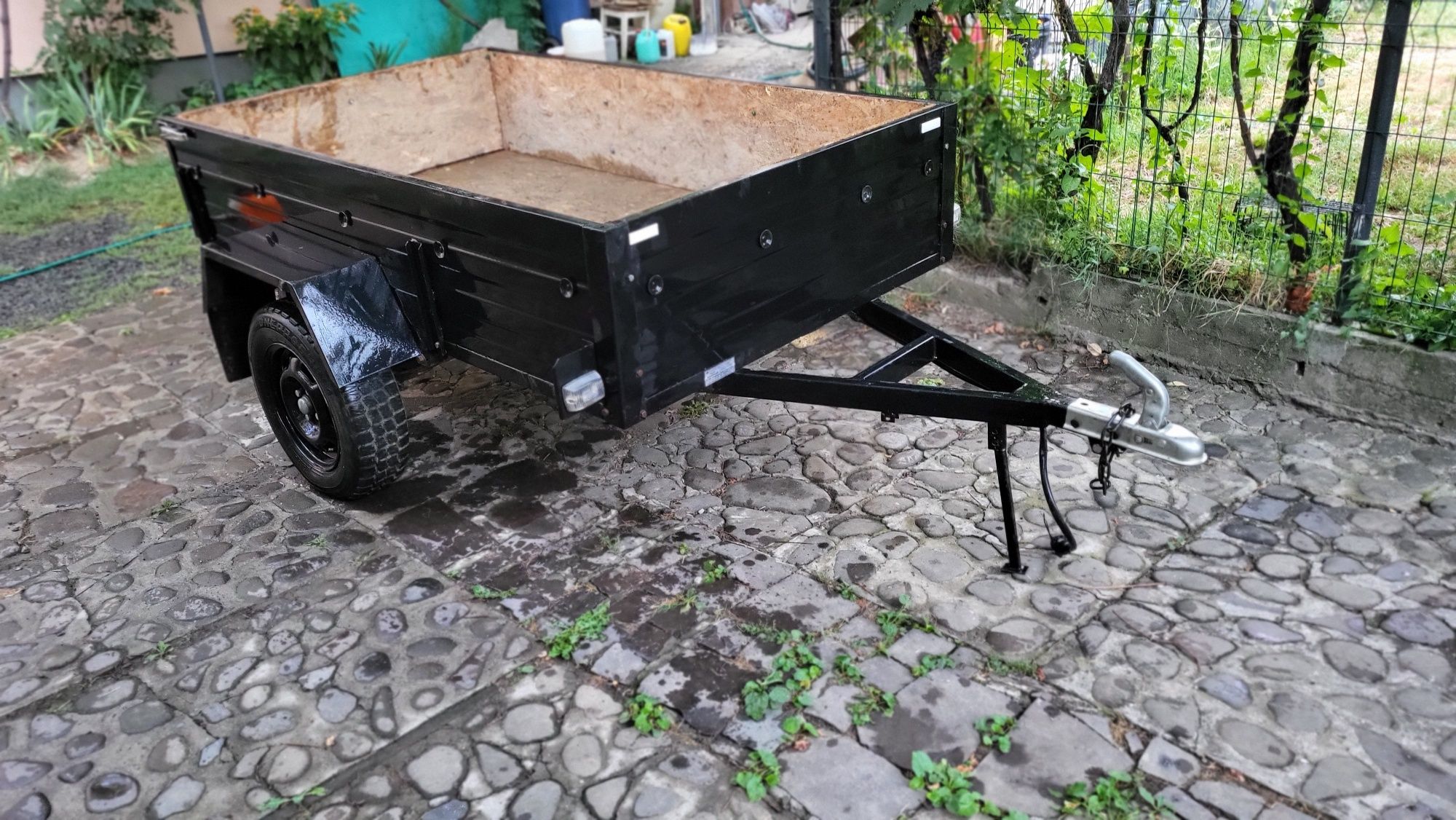 Причеп АМС 500 Старконь