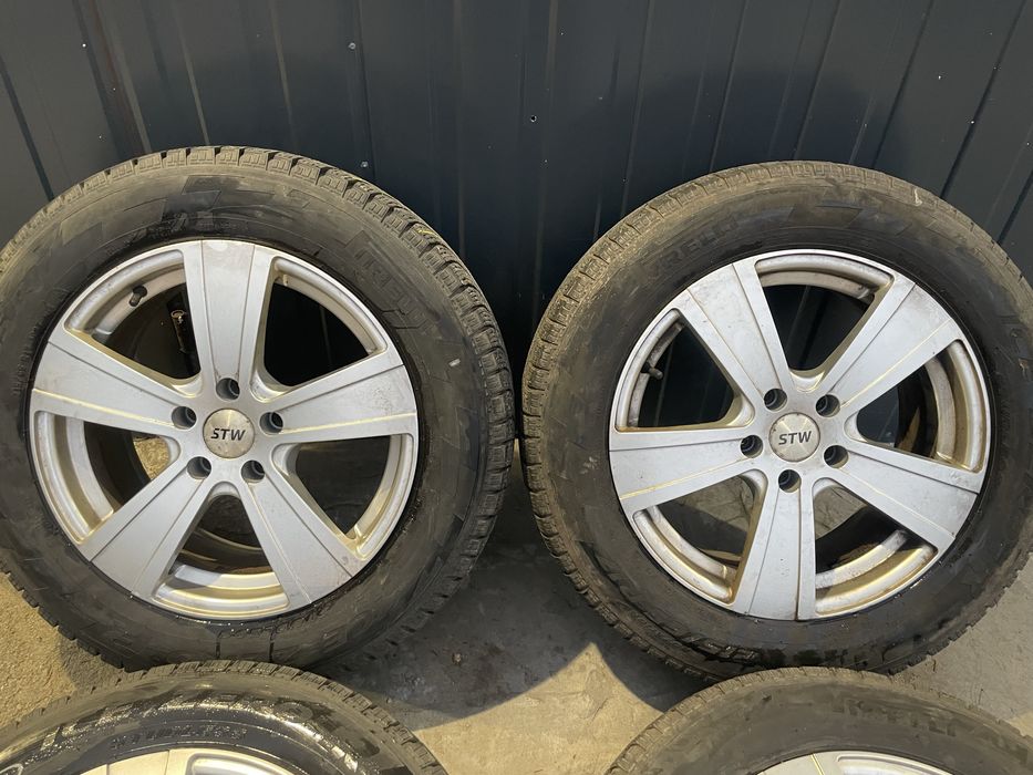 KOŁA KODIAQ 215 65 R17 4 szt , opony 4 szt . Zimowe
