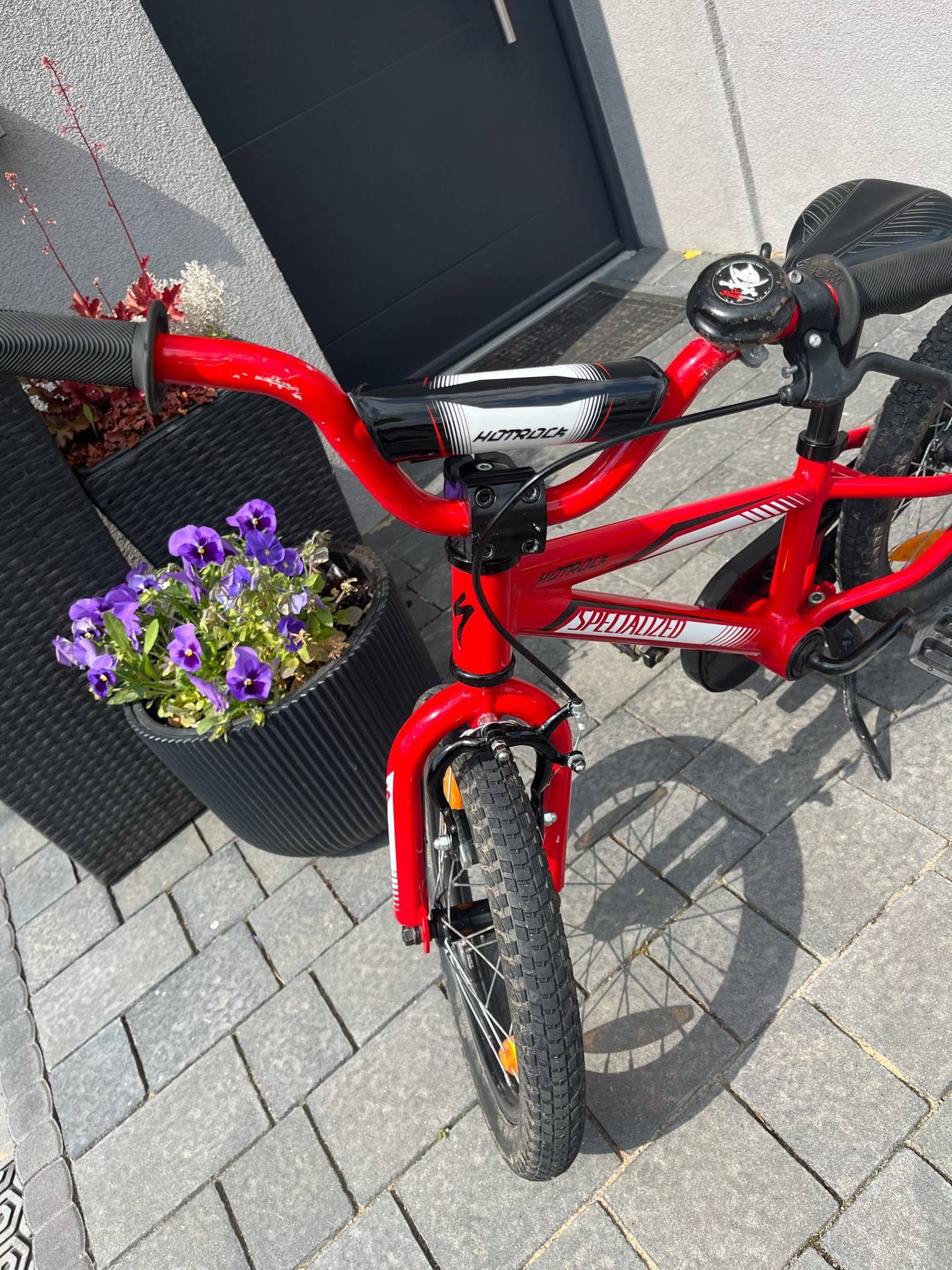Rower dziecięcy Specialized 16 cali, aluminiowy