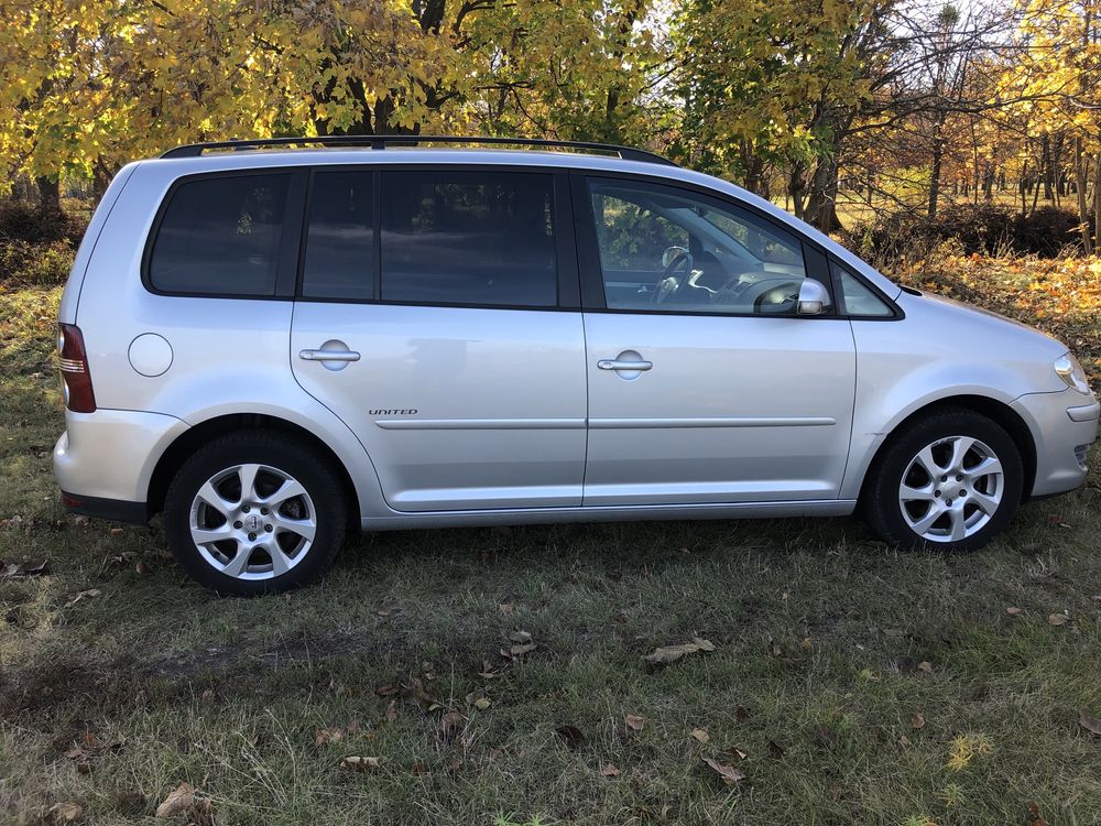 Volkswagen Touran United