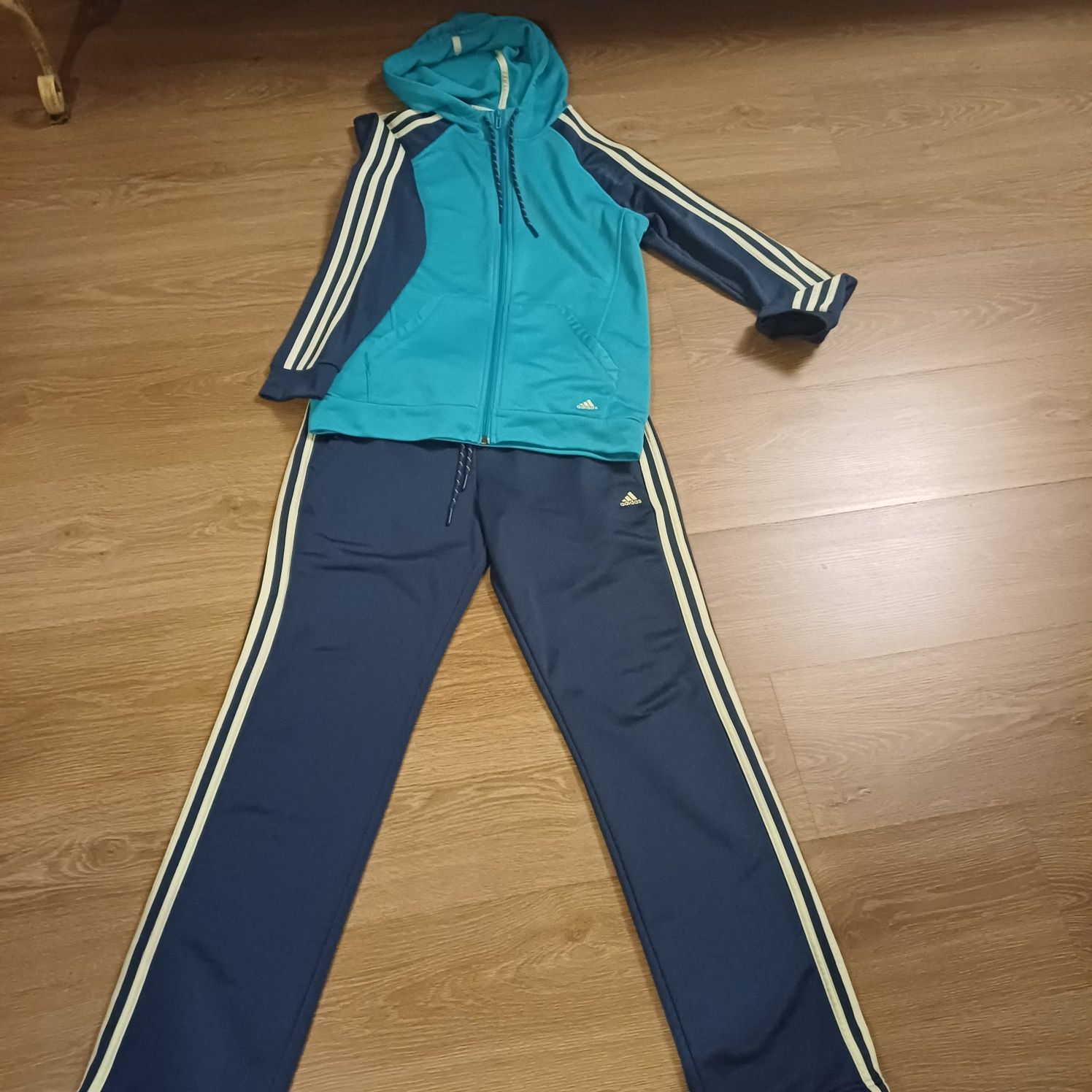 Oryginalny dres Adidas