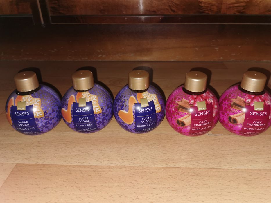 Płyn do kąpieli Avon Sugar Cookie /Cozy cranberry 250 ml