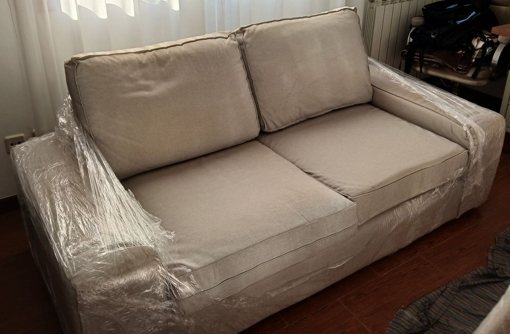 Sofá 2 lugares beje