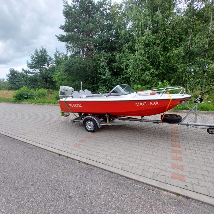 Łódź motorowa/motorówka