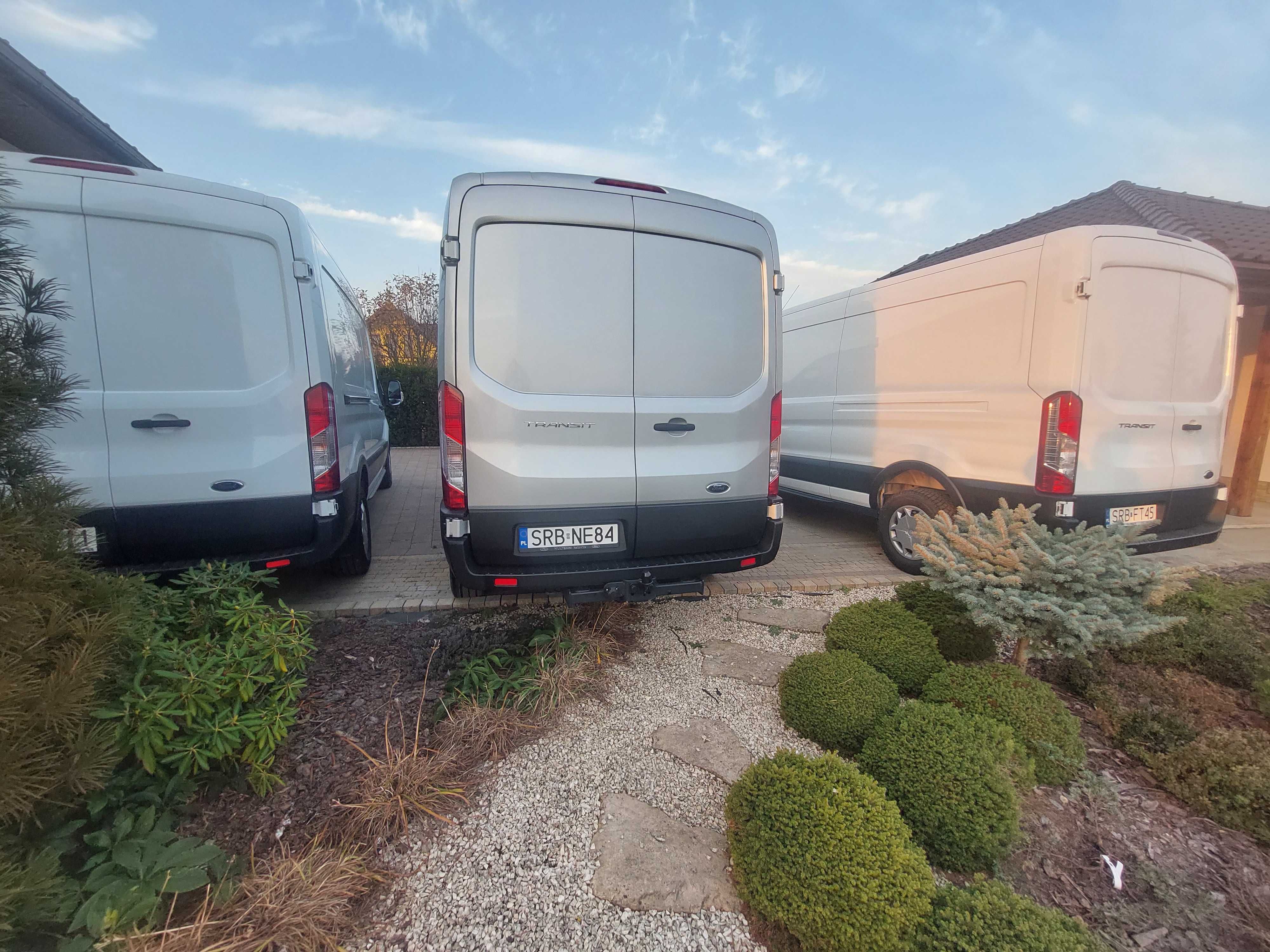 Wypożyczalnia, wynajem Busów, Auto dostawcze, blaszak, progi najazdowe