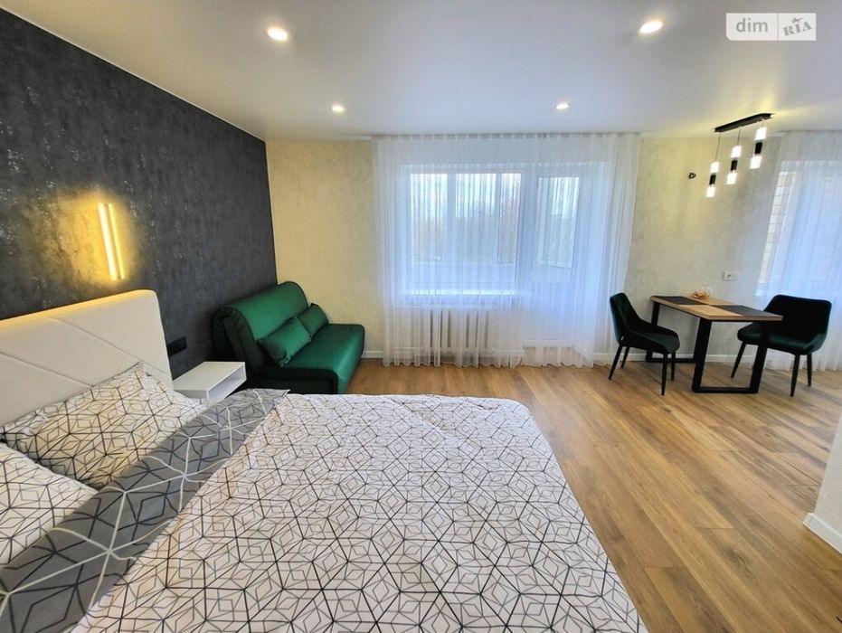 Вишенка 600-річчя подобово/ погодинно