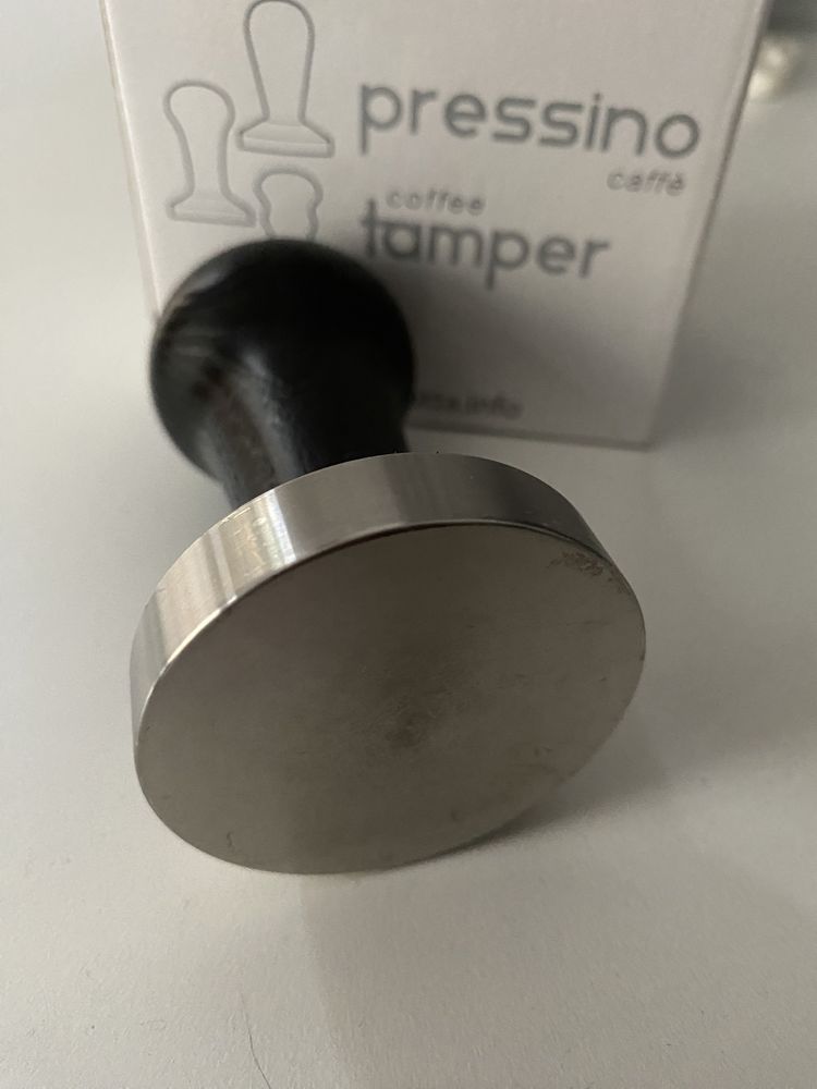 Tamper MOTTA do ubijania kawy - 52 MM Czarny