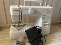 Швейная машина Janome Juno 507