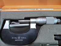 Продам микрометр Mitutoyo 25-50.
