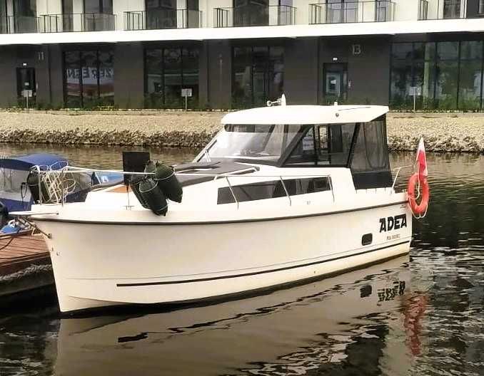 Jacht Motorowy NEXUS REVO 870 typu houseboat