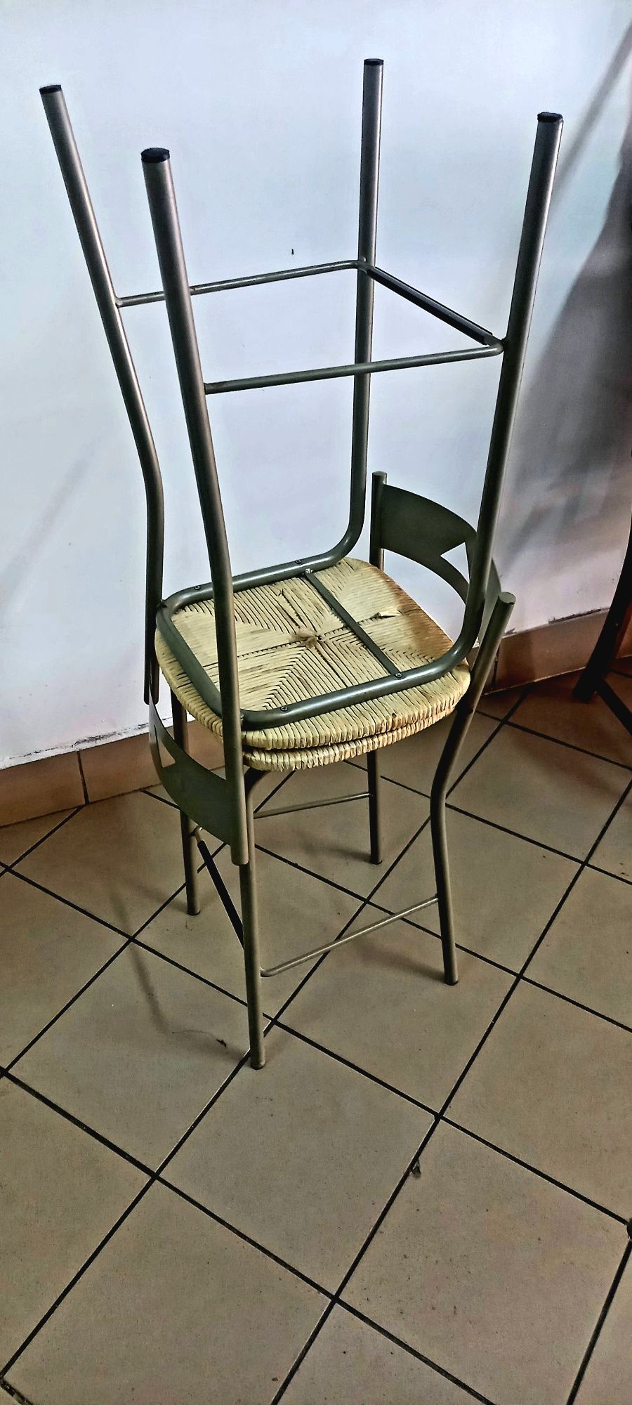 Krzesła kuchenne hokery dobry stan możliwość dowozu