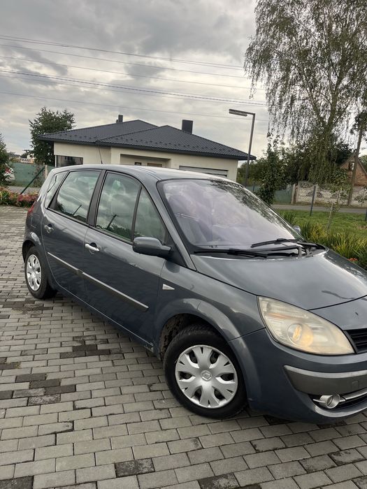 Продам авто в хорошому стані 1.5 dci