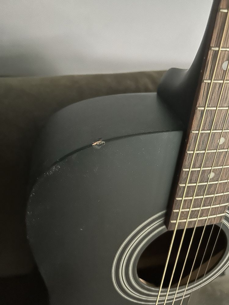 Gitara akustyczna CORT AD810