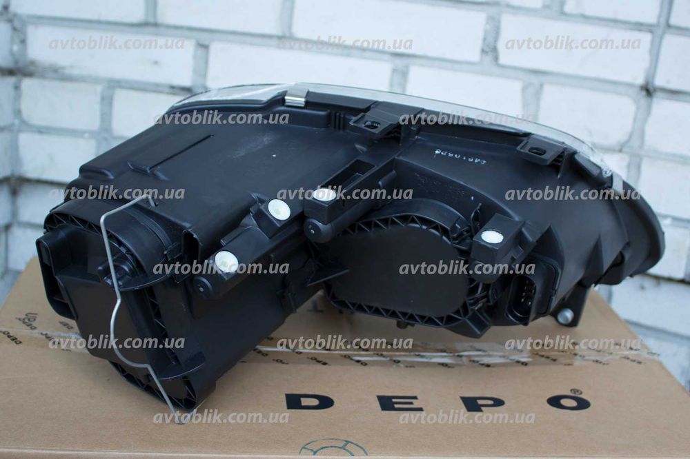 Передняя фара Volkswagen Caddy, Transporter, Crafter, Sharan, VW