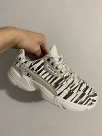 Adidas Falcon zebra rozmiar 42