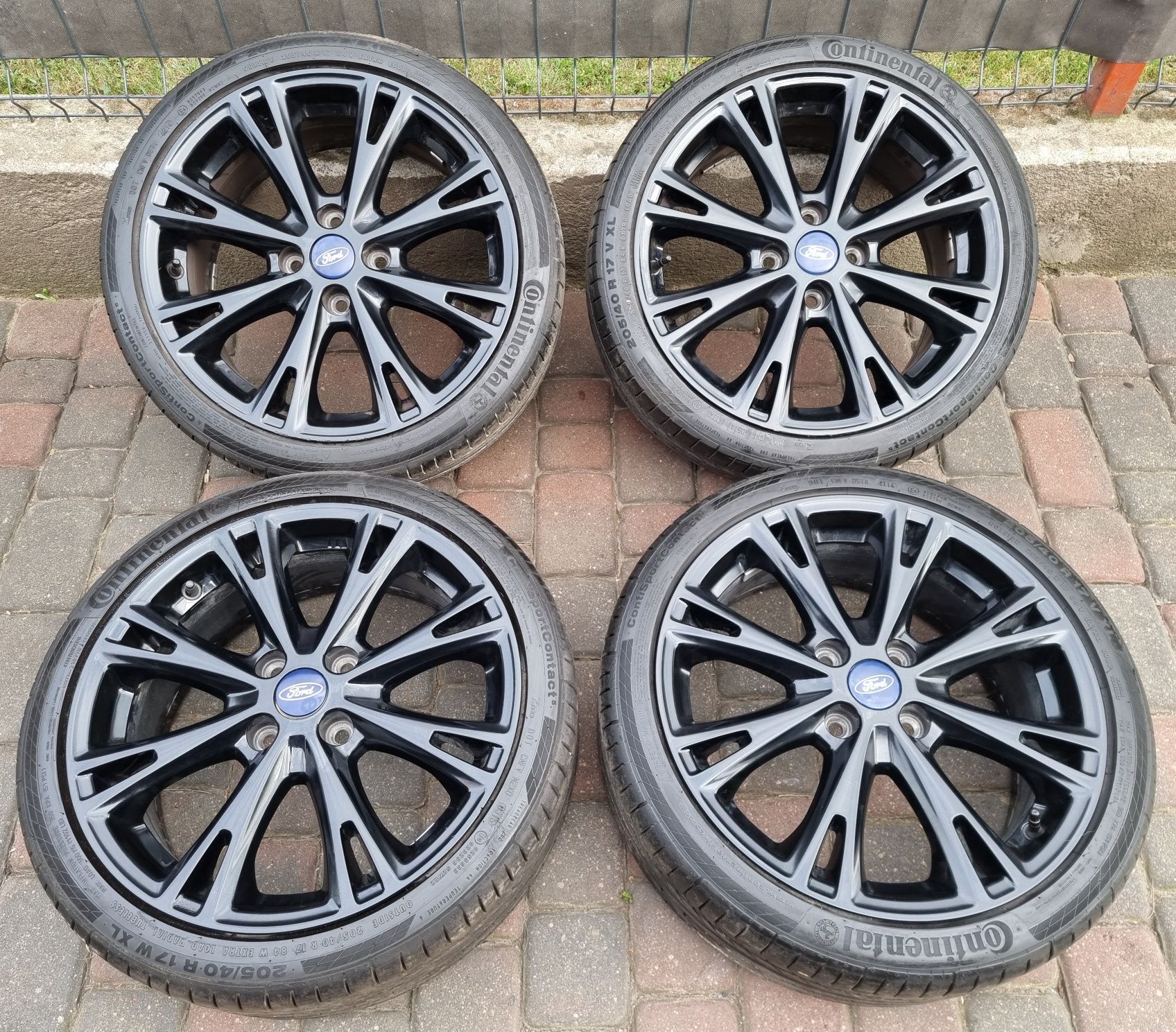 17 cali felgi koła Ford Fiesta ST OEM 4x108 ET47.5 7J letnie