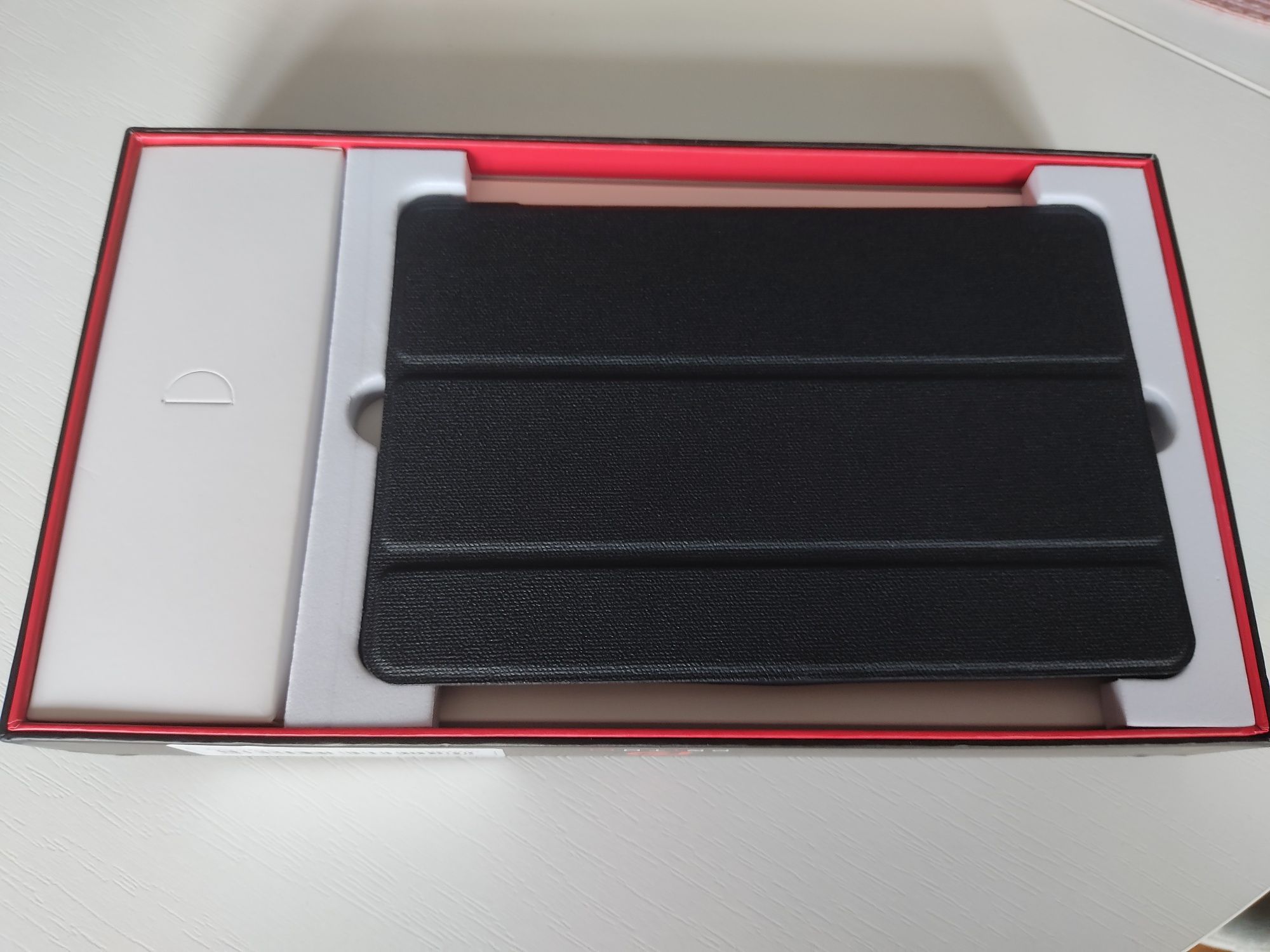 Nowy Tablet PRITOM 7'