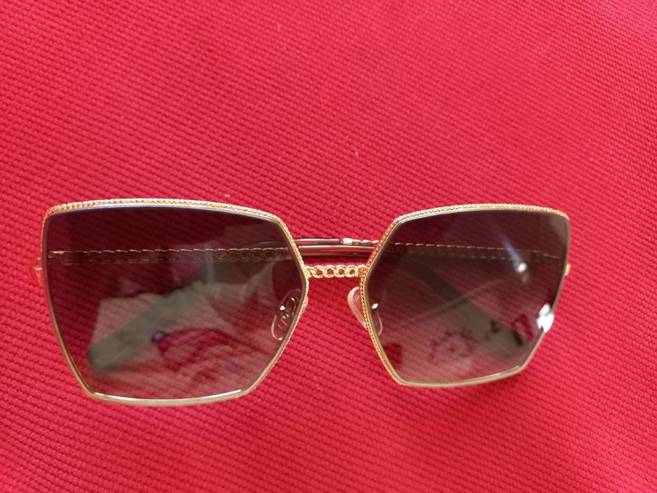 Модні сонцезахисні окуляри