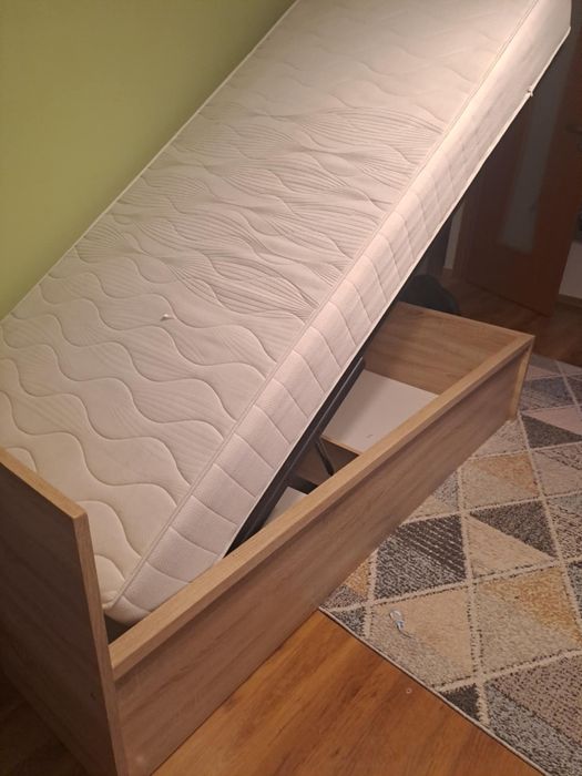 Łóżko  młodzieżowe