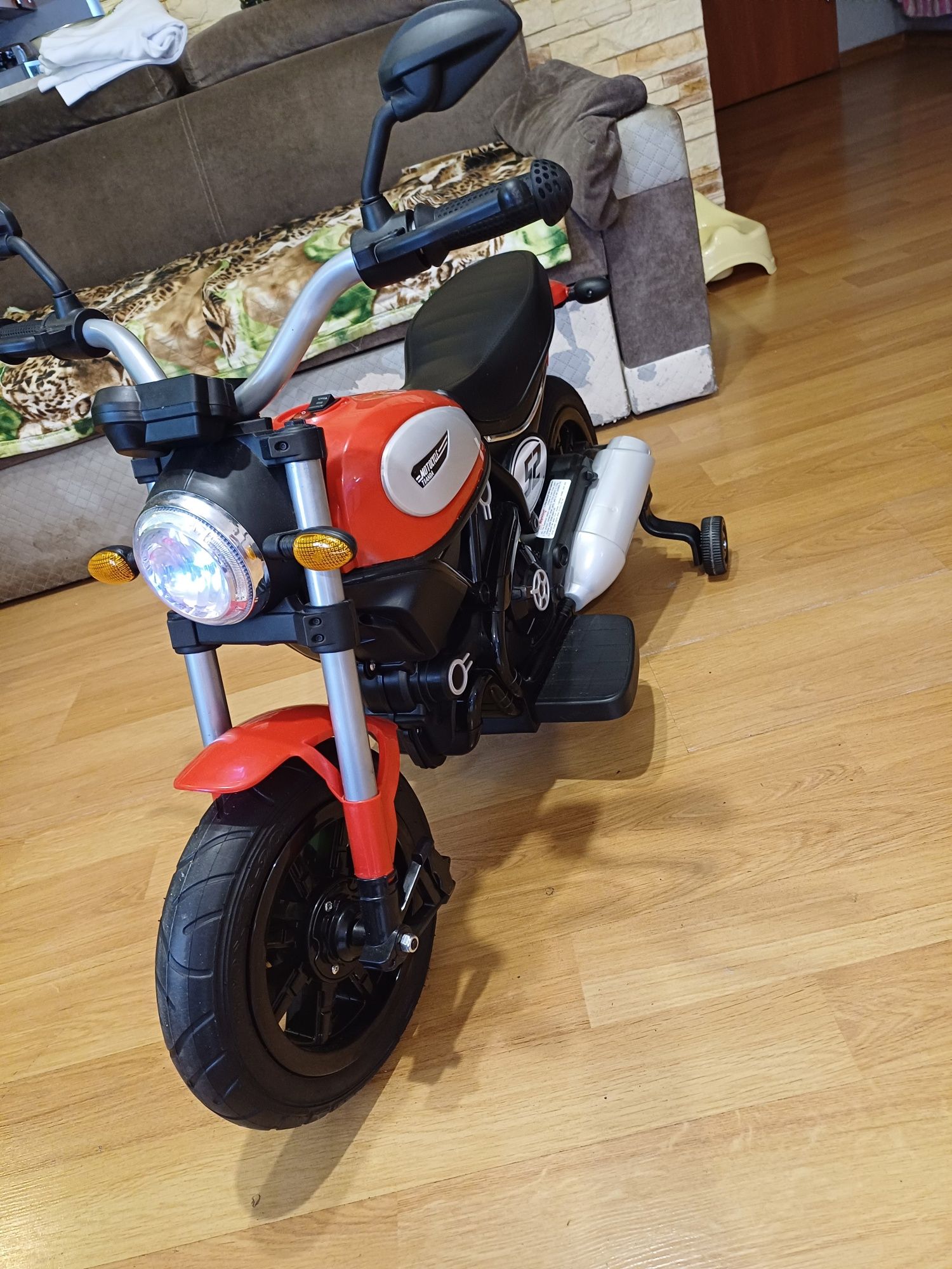 Motorek elektryczny dla dzieci